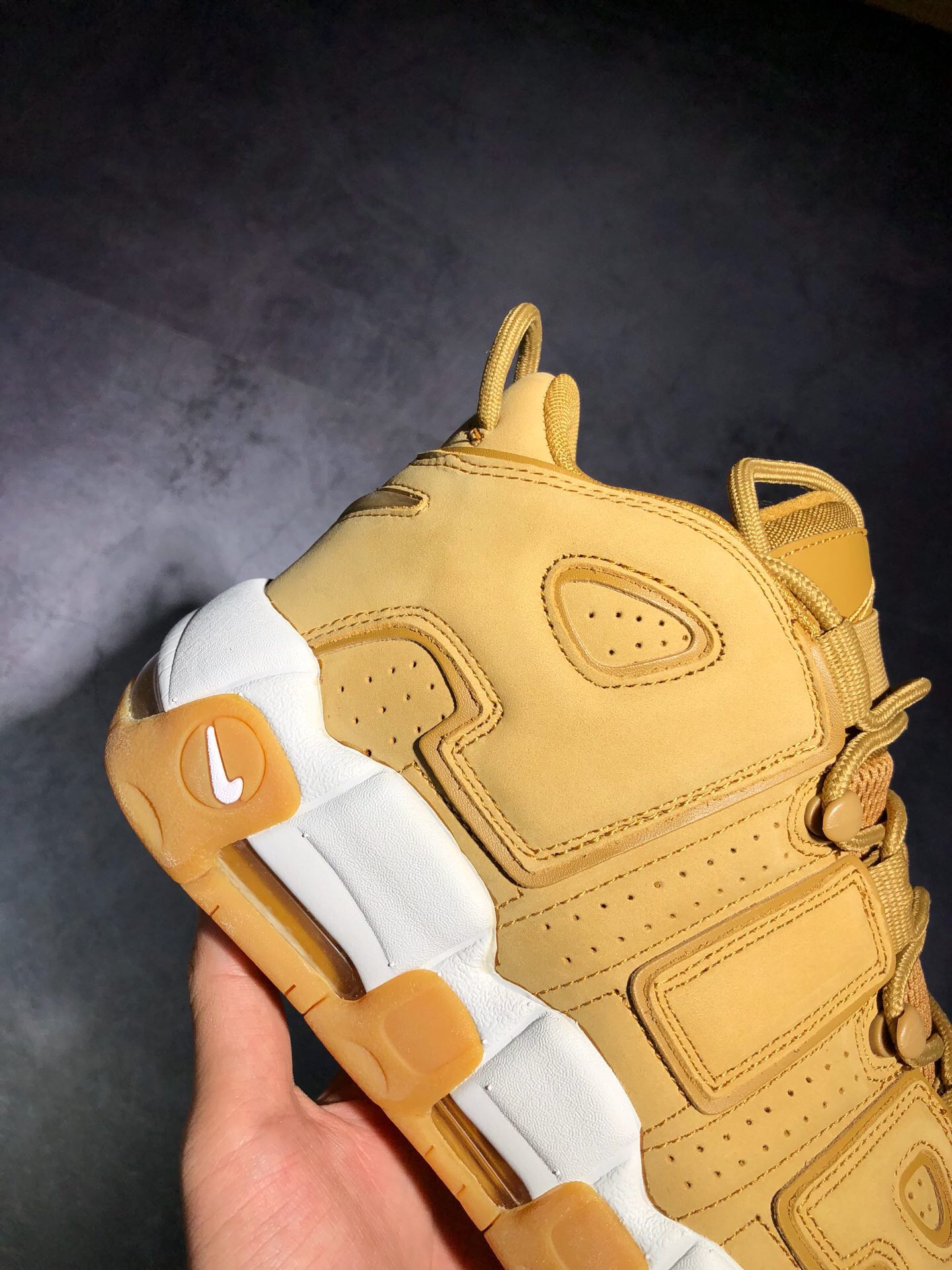 Authentic Nike Air More Uptempo Premium 